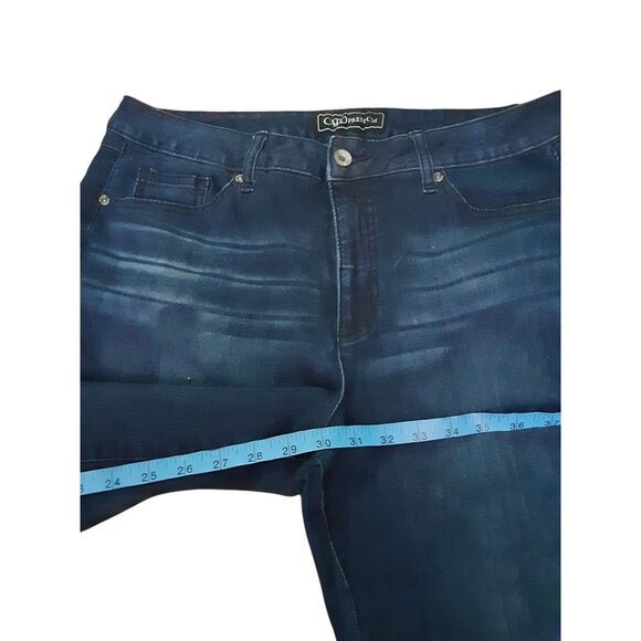 Cato Premium Jeans Womens 14 Blue Dark Wash Denim Whiskered Classic Fit Slim - Picture 8 of 9